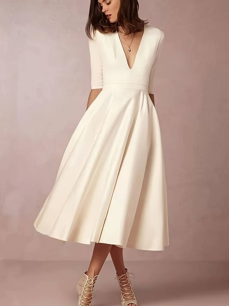 LIVIA - Elegantes Kleid mit V-Ausschnitt für Damen