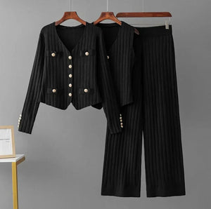 ELIANNA – Elegant gebreid tweedelig damespak met luxe details